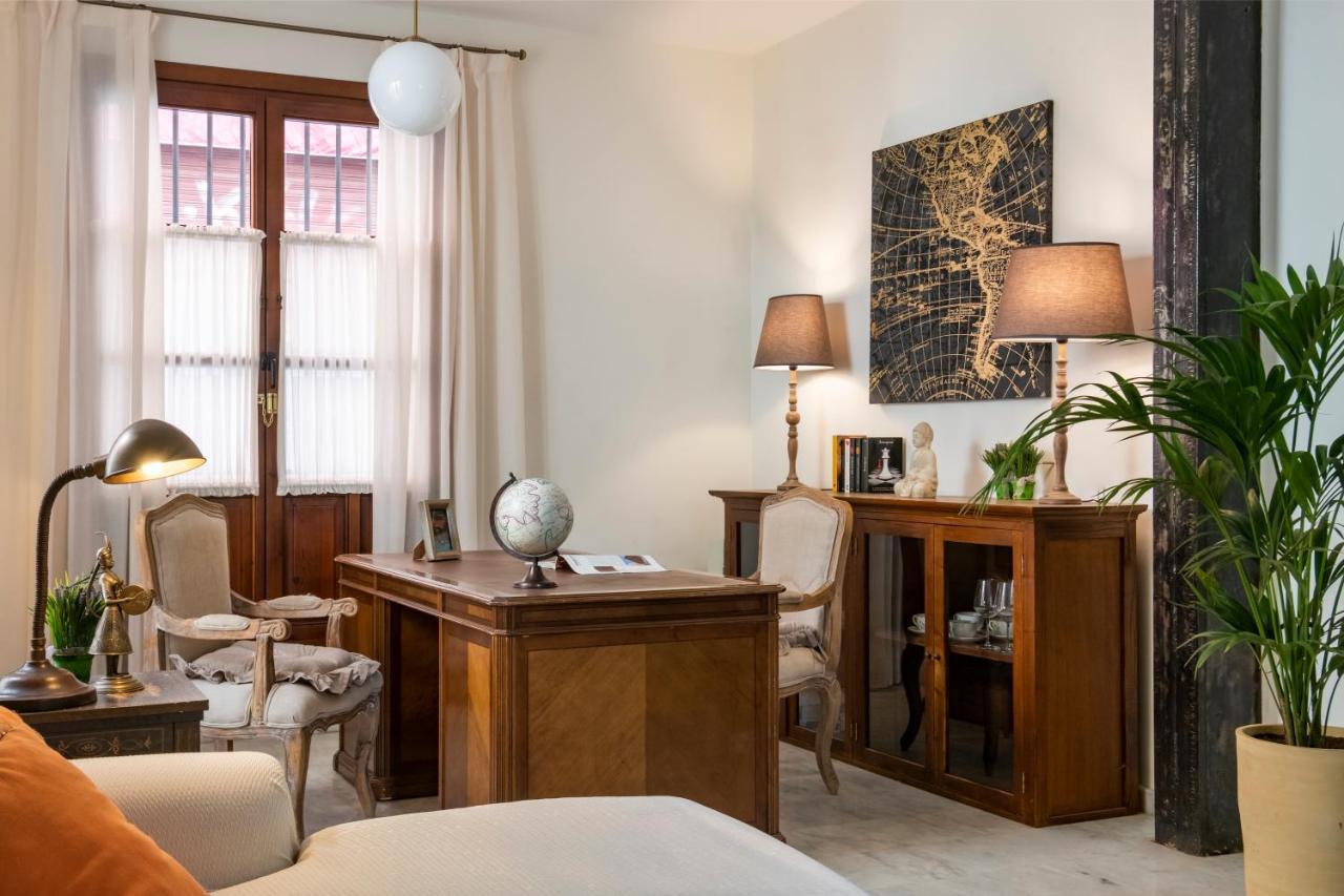 Monkeys Apartments Alameda Севилья Экстерьер фото